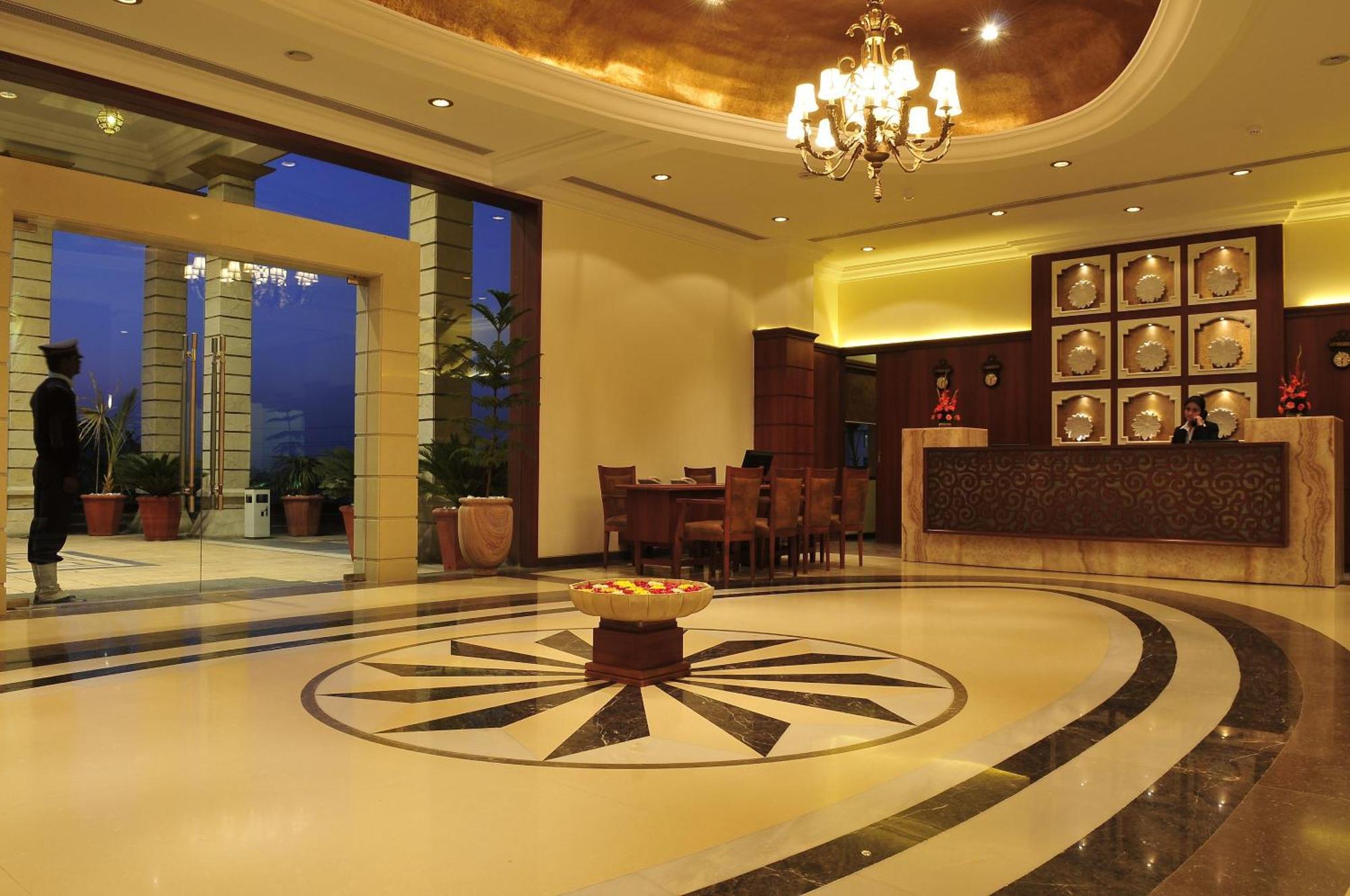 Cambay Resort, Udajpur Zewnętrze zdjęcie